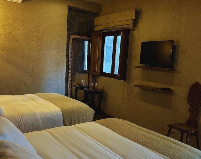 هتل Casa Andreu