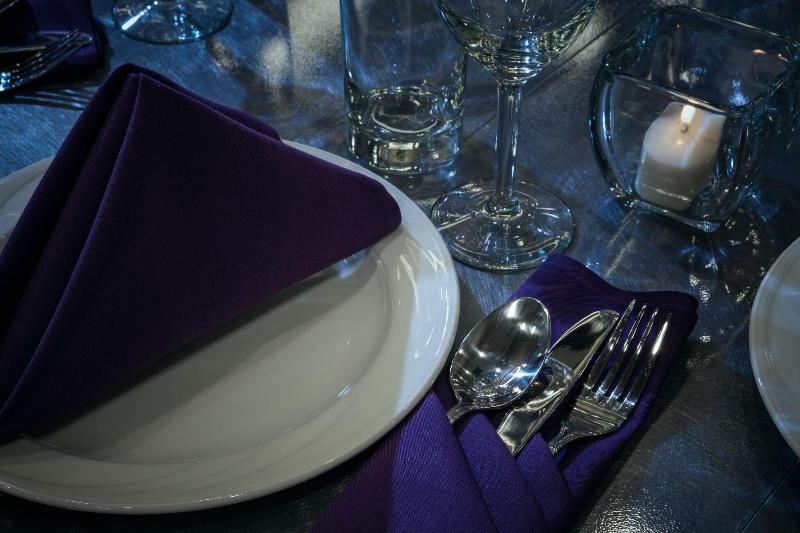 Отель Courtyard By Marriott Corvallis