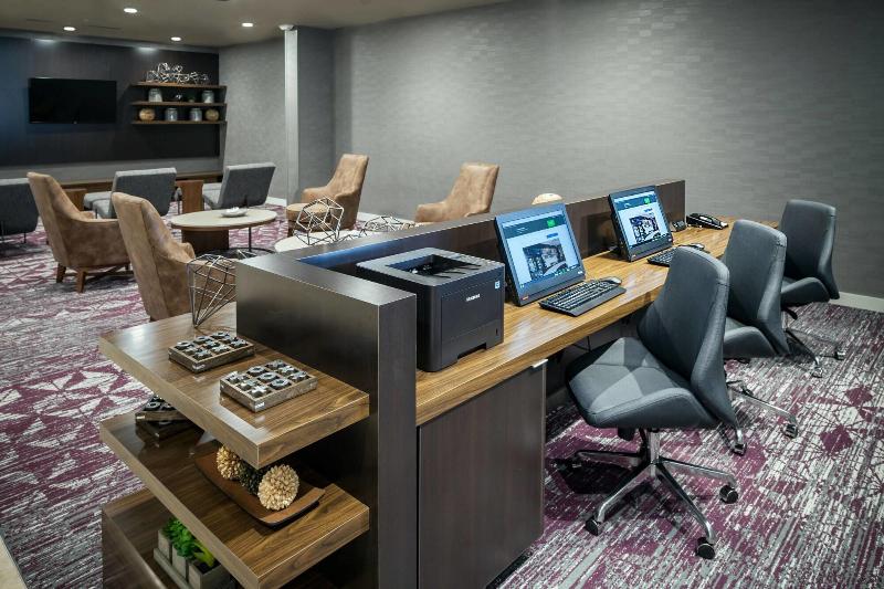 Отель Courtyard By Marriott Corvallis