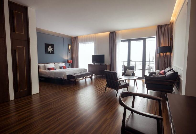 هتل Danang Boutique