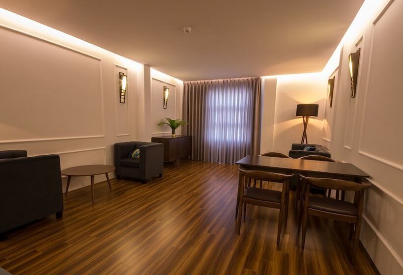 هتل Danang Boutique