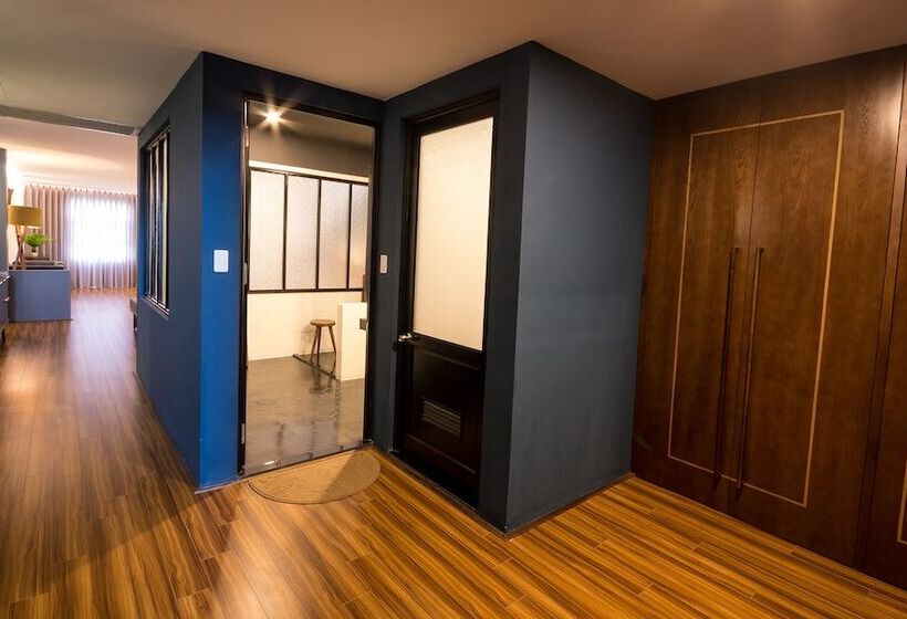 هتل Danang Boutique