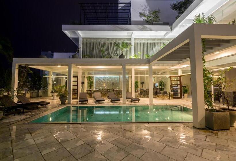 هتل Danang Boutique