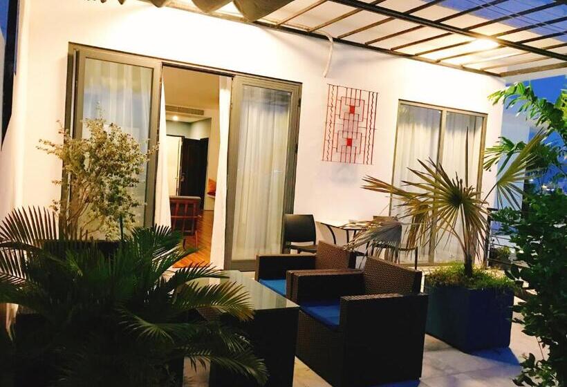 هتل Danang Boutique