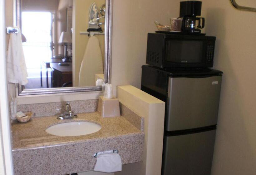 فندق Executive Inn Mojave