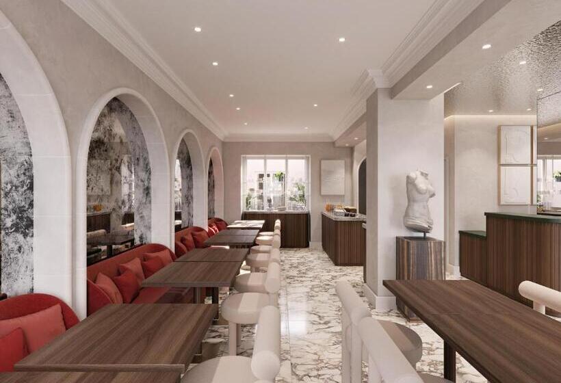 ホテル Des Carmes By Malone