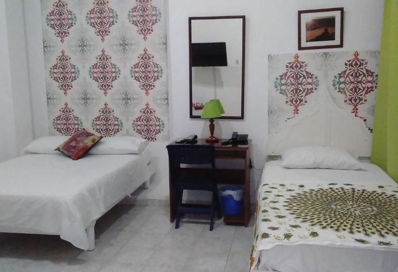 فندق Dubai Resort