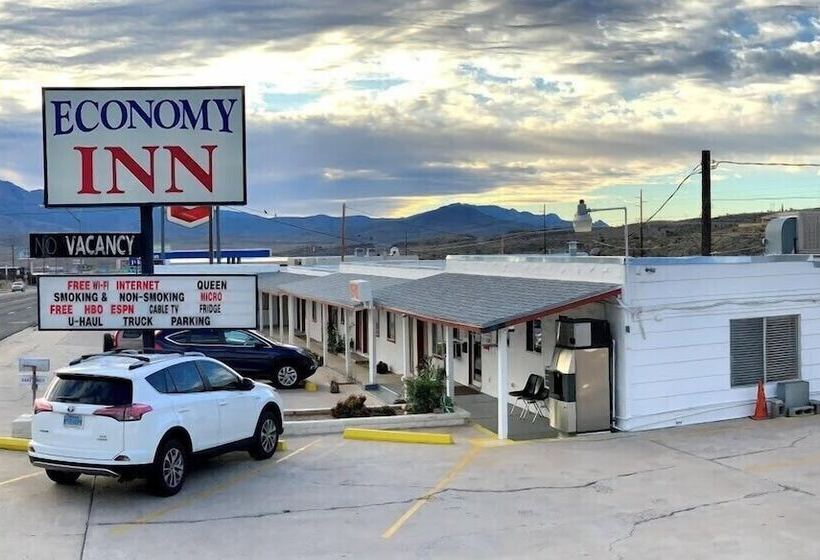 فندق Economy Inn