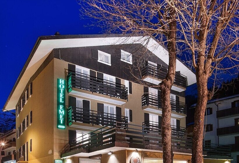 בית מלון כפרי Emet