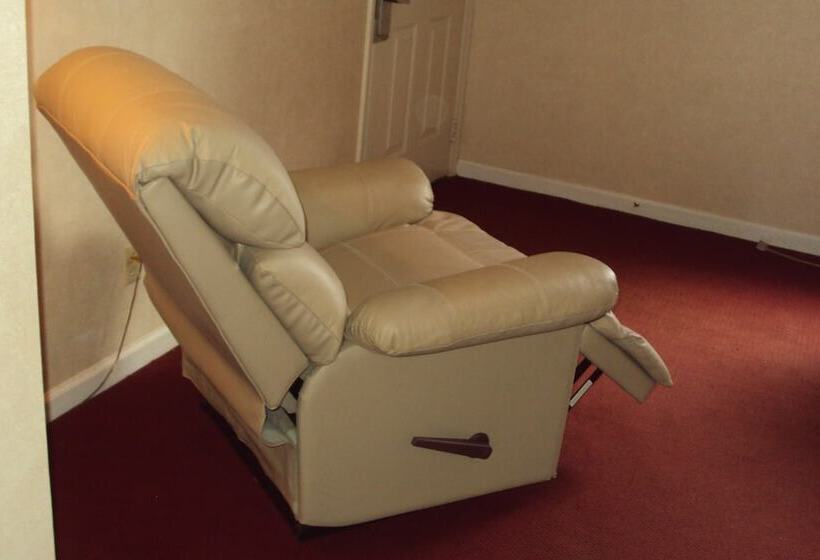 فندق Executive Inn