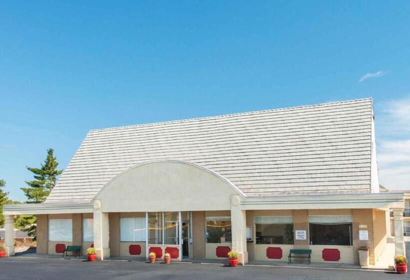 فندق Fairbridge Inn Express Frankfort