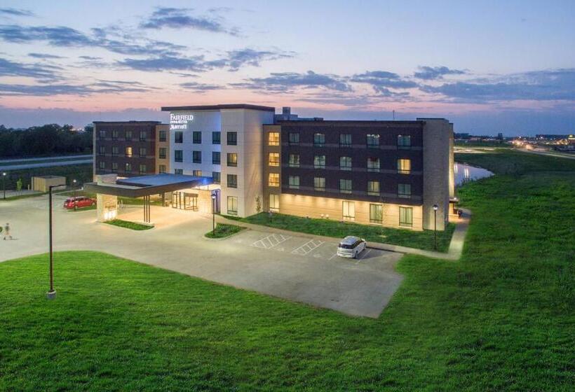 בית מלון כפרי Fairfield Inn & Suites By Marriott Des Moines Altoona