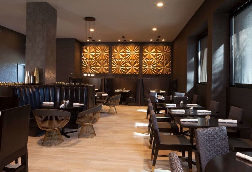 H Hotel Los Angeles, Curio Collection By Hilton