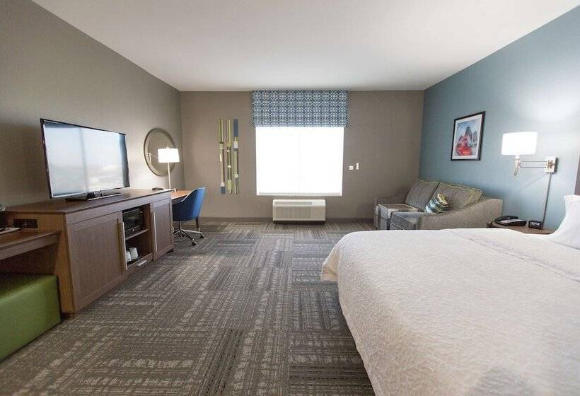 בית מלון כפרי Hampton Inn & Suites Stroud