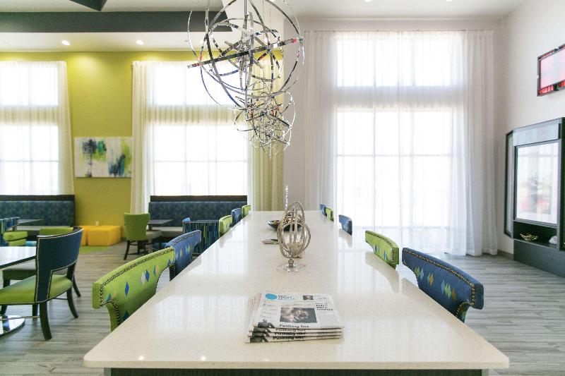 בית מלון כפרי Hampton Inn & Suites Stroud