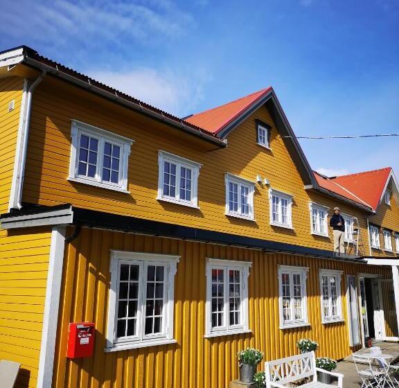 酒店 Henningsvær Guesthouse