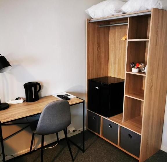 酒店 Henningsvær Guesthouse