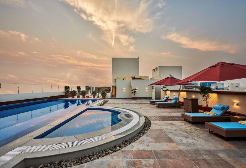 Отель Hilton Garden Inn Lucknow