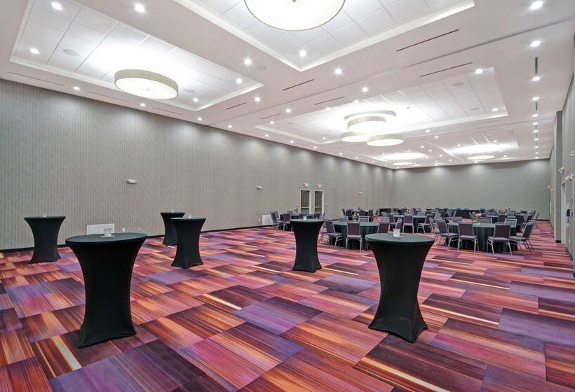 فندق Home2 Suites By Hilton Dallas Desoto