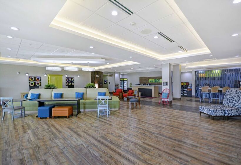 فندق Home2 Suites By Hilton Dallas Desoto