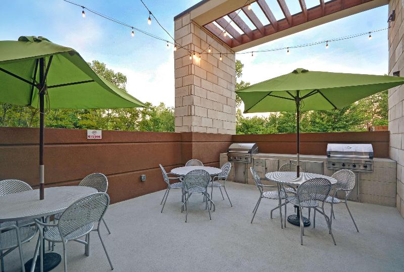 فندق Home2 Suites By Hilton Dallas Desoto