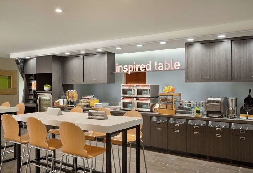 فندق Home2 Suites By Hilton Leavenworth Downtown