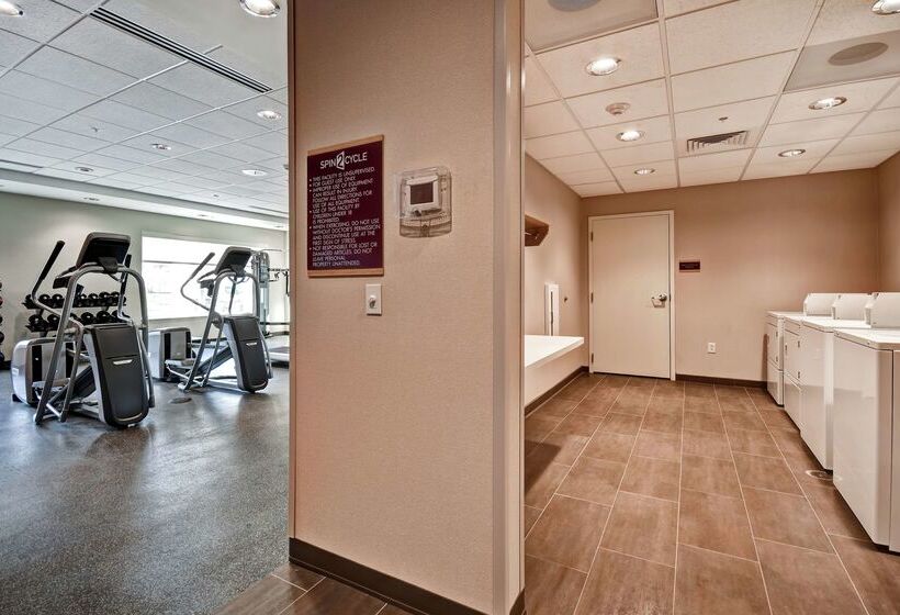 酒店 Home2 Suites By Hilton Springfield North