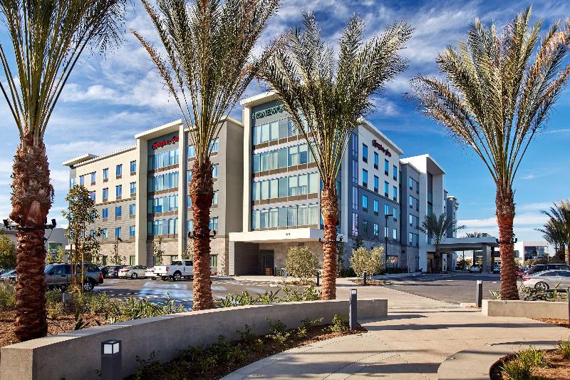 فندق Homewood Suites By Hilton Long Beach Airport