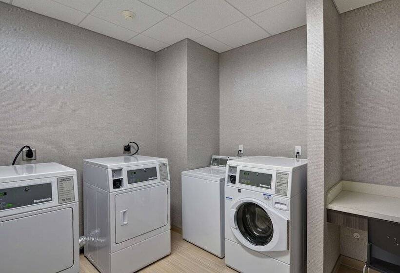 בית מלון כפרי Homewood Suites By Hilton West Bank Gretna