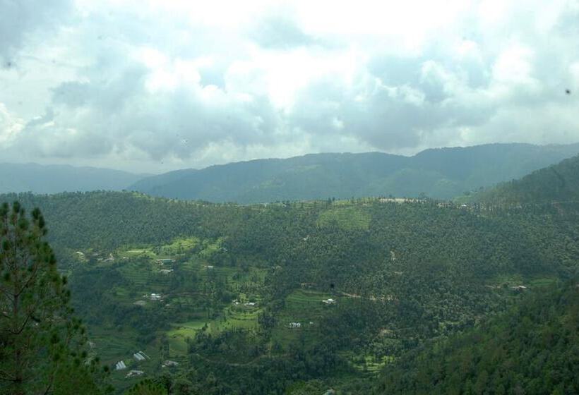 فندق Jungle Livinn