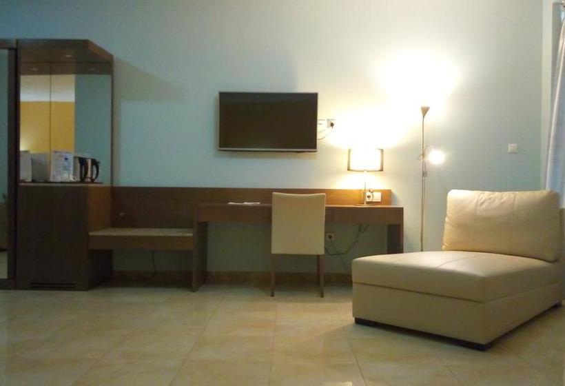 فندق Le Petit Bateau