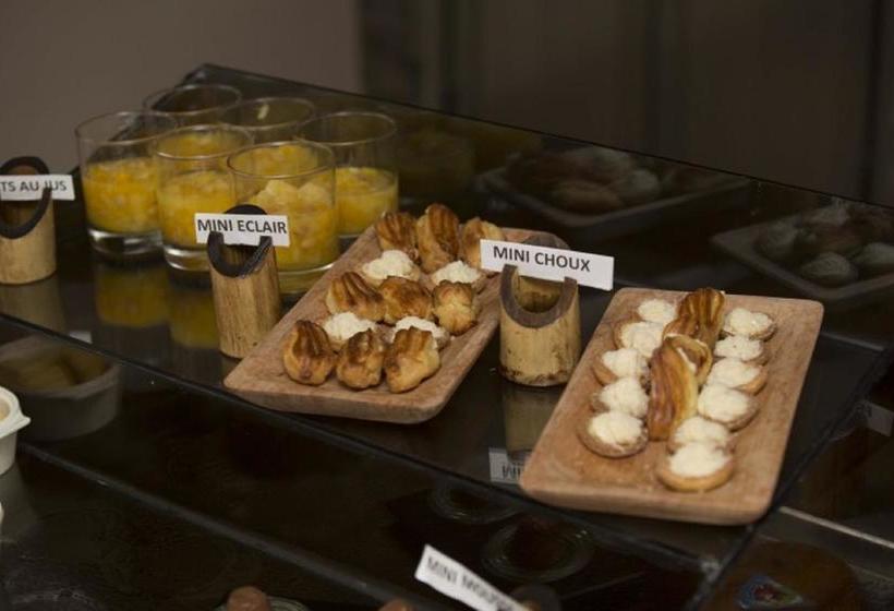 هتل Le Petit Bateau