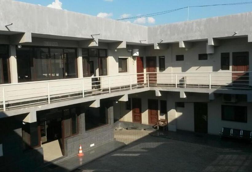 ホテル Le Victoria