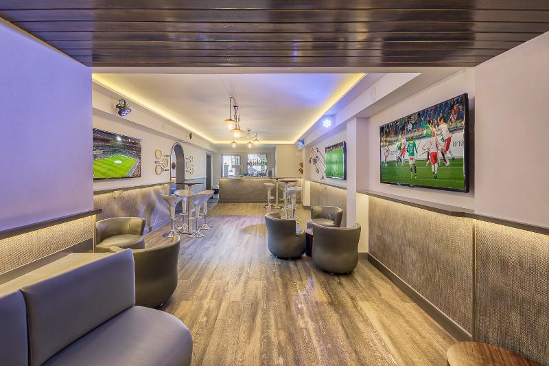 فندق Livvo Koala Garden