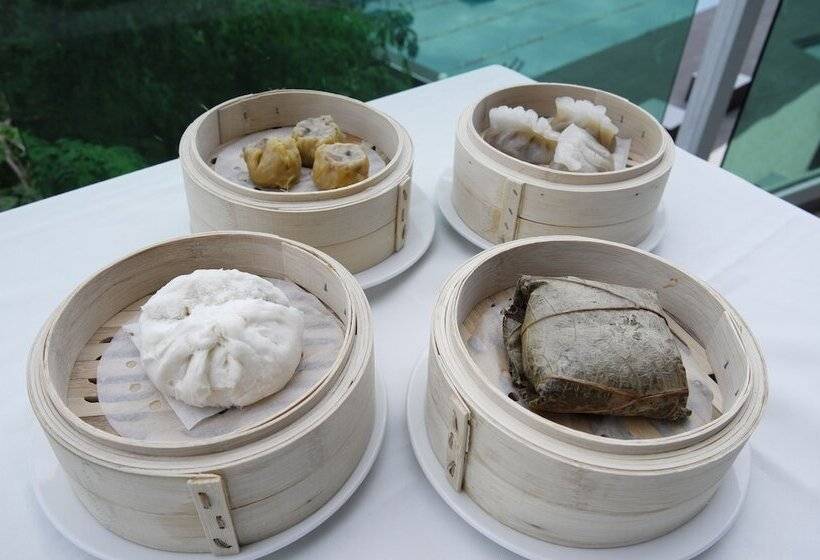 Luganvilla Business Hotel And Restaurant