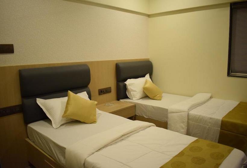 هتل Treebo Trip Meadow Inn