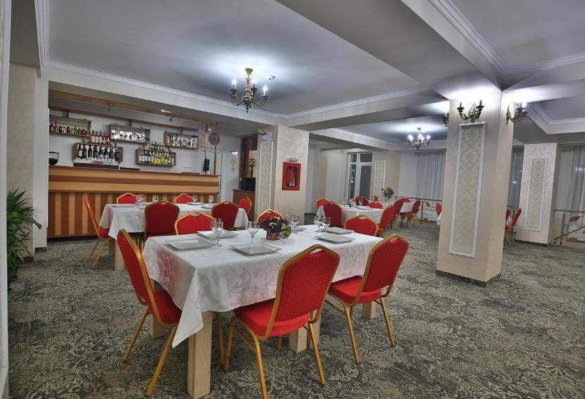 Отель Raxand Residence