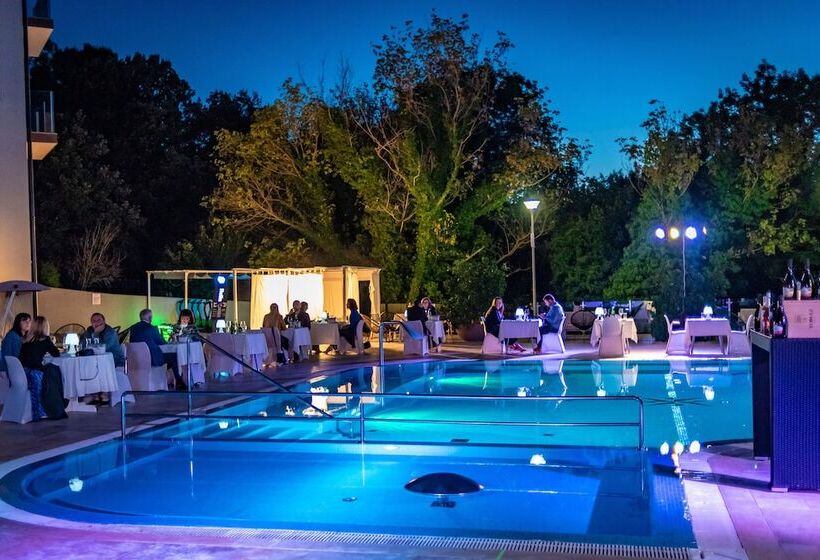 Premantura Resort   Hotel & Restaurant