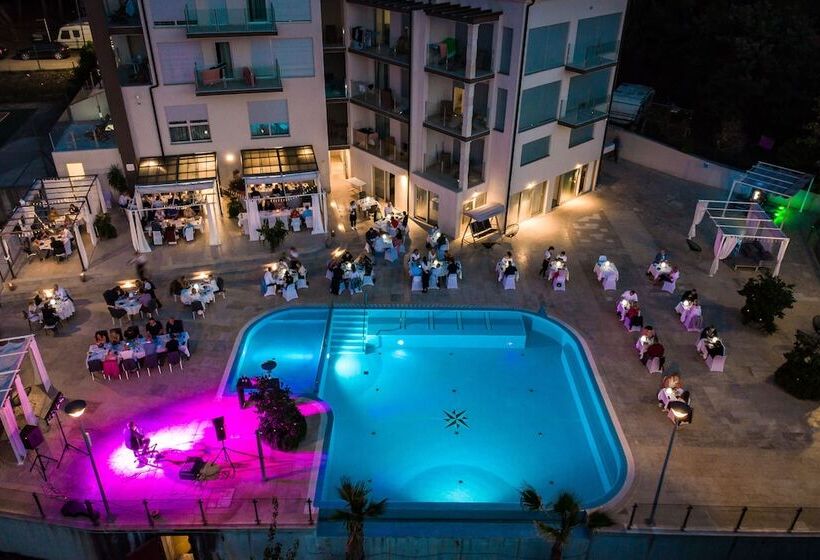 Premantura Resort   Hotel & Restaurant