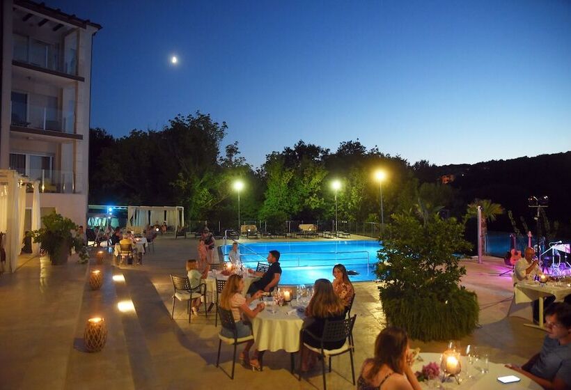 Premantura Resort   Hotel & Restaurant