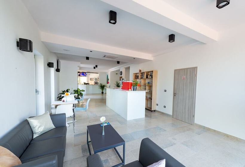 Premantura Resort   Hotel & Restaurant