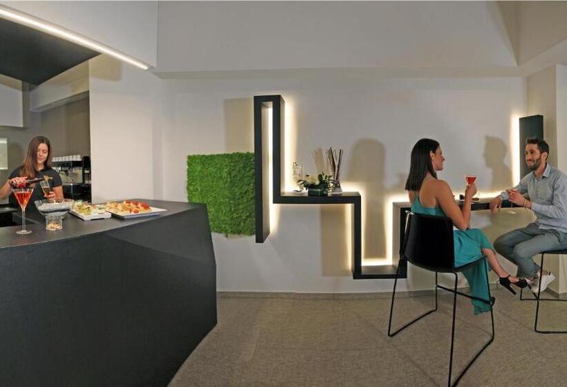هتل & Residence Continental