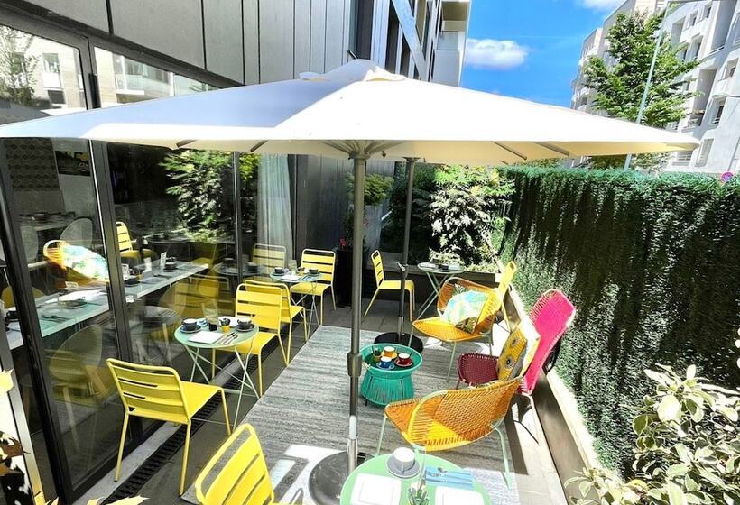 Отель Residhome Asnieres Park