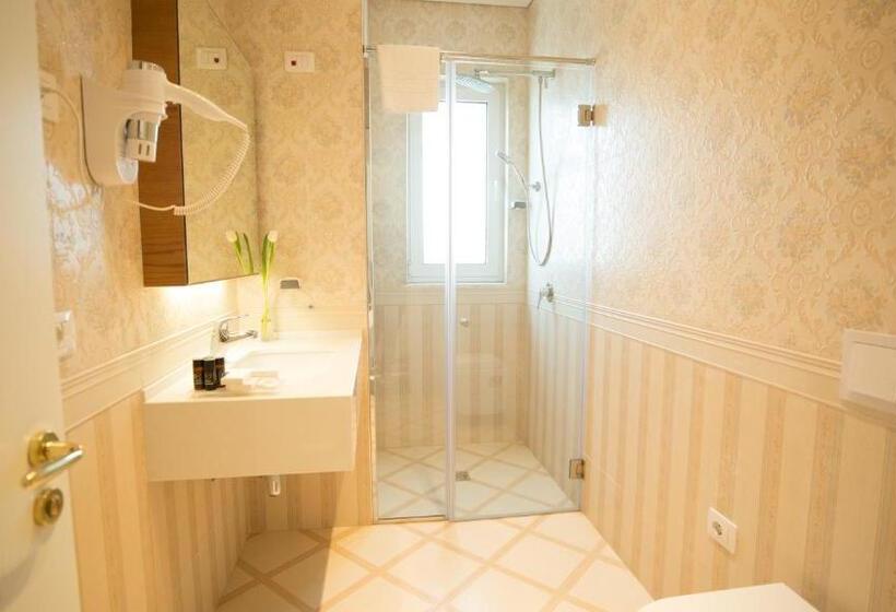 בית מלון כפרי Royal Hill