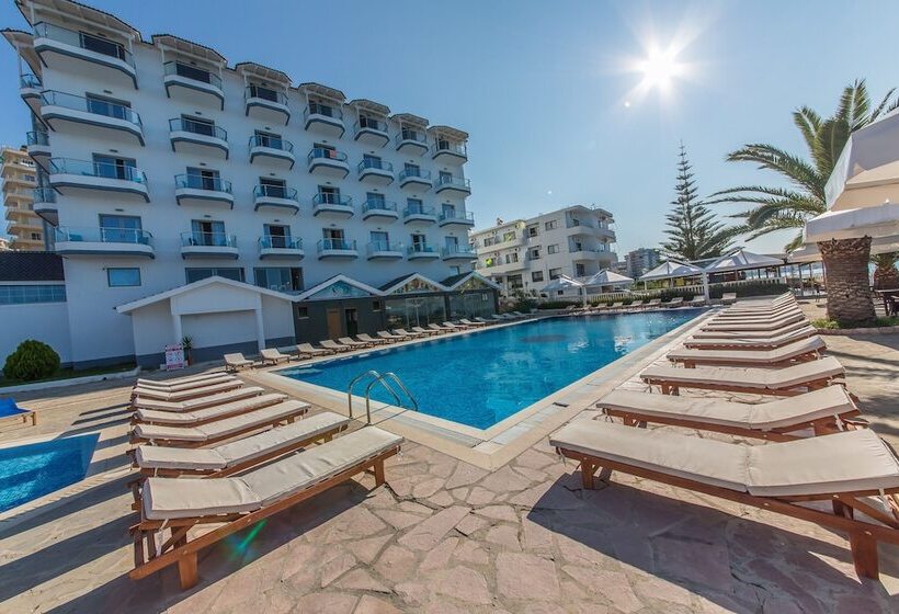 ホテル Saranda Palace