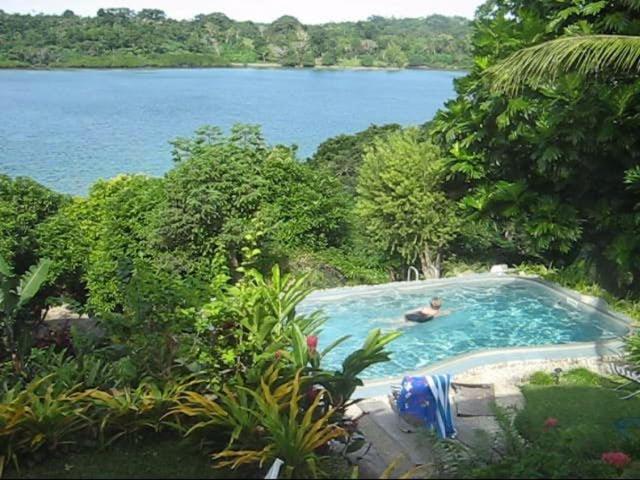 هتل Seachange Lodge