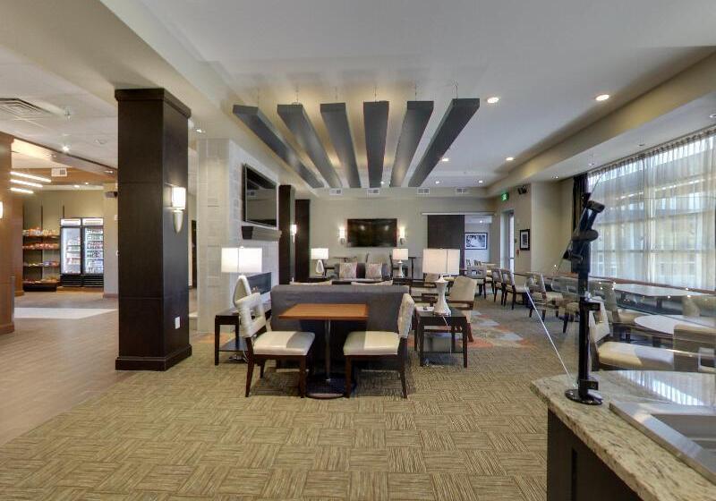 هتل Staybridge Suites Madison   Fitchburg By Ihg