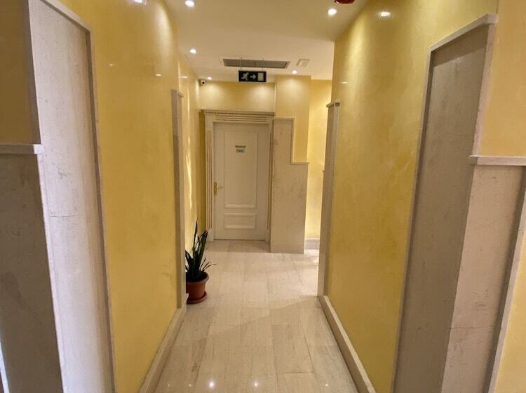 호텔 The Red Bricks