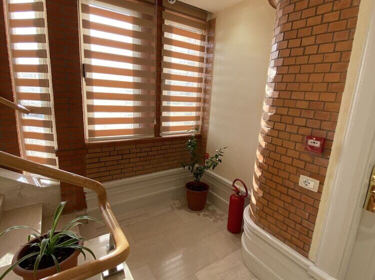 호텔 The Red Bricks