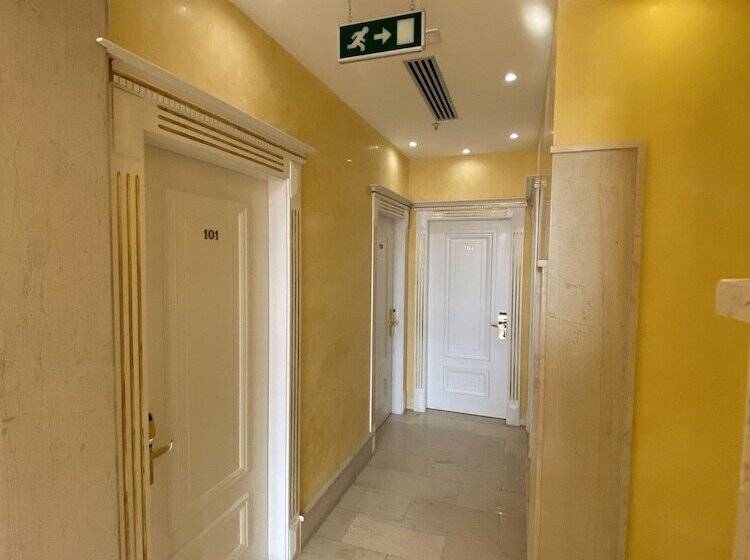 호텔 The Red Bricks